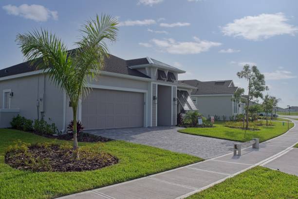 Best Driveway Paving Contractor  in Lincoln City, OR